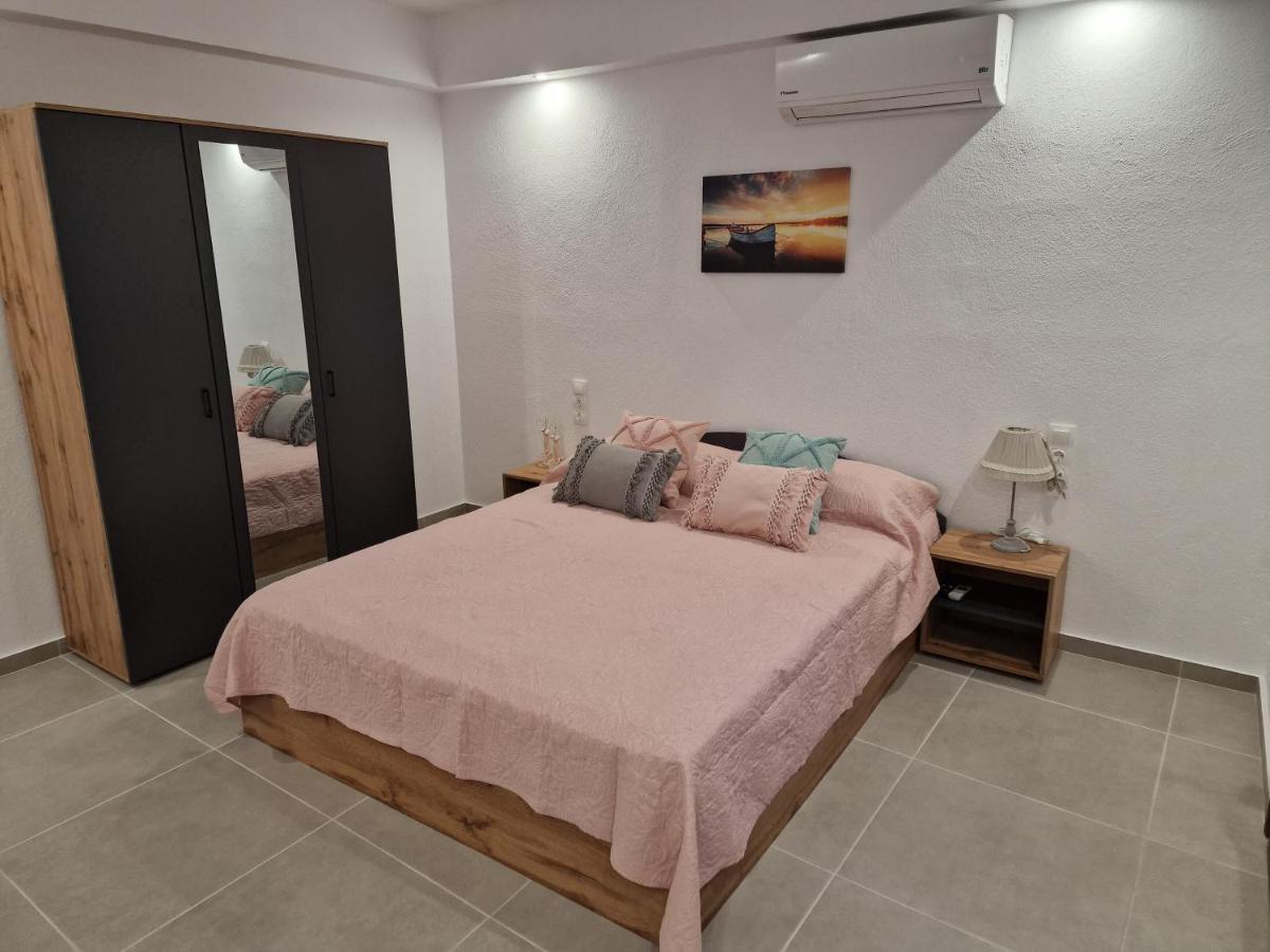 Το Στενάκι Appartement Skiathos-stad Buitenkant foto